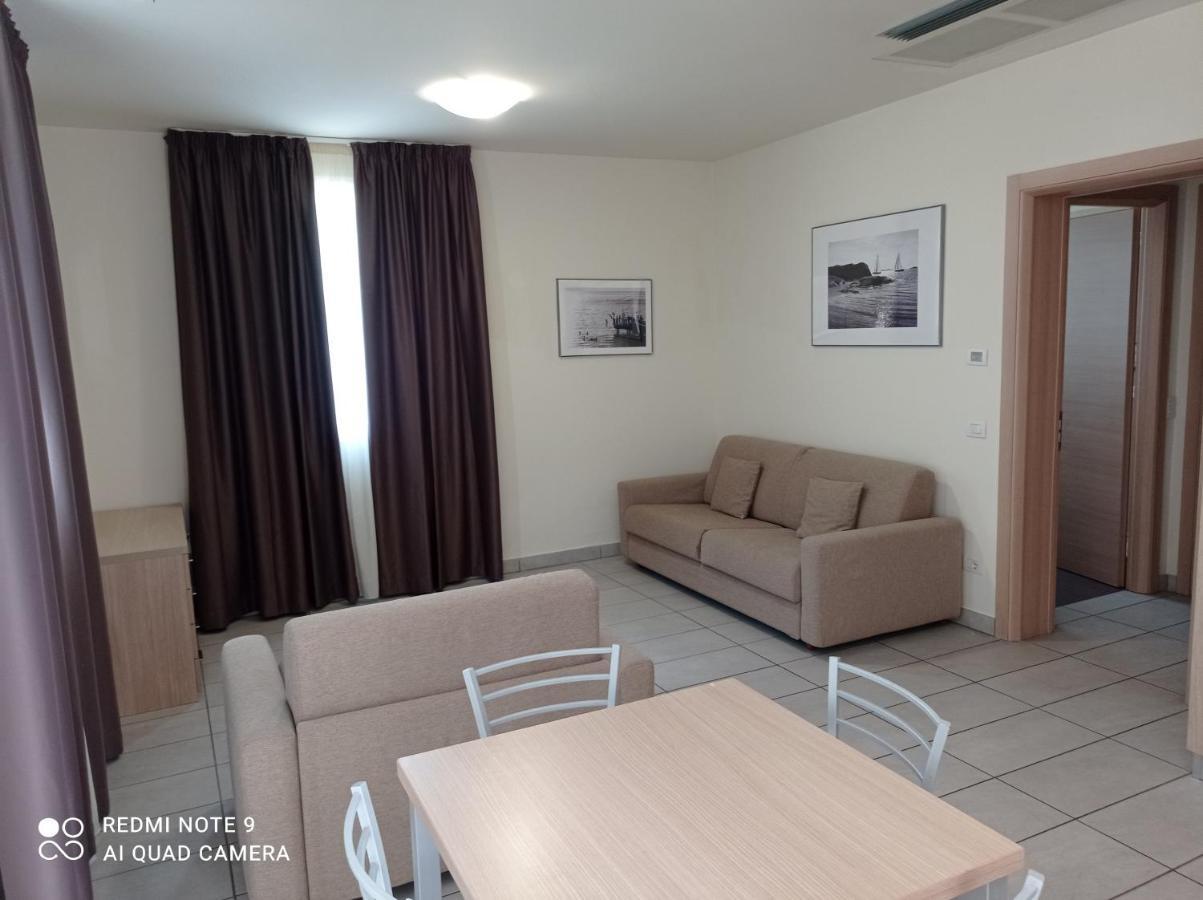 Residence Belmare Rimini Extérieur photo
